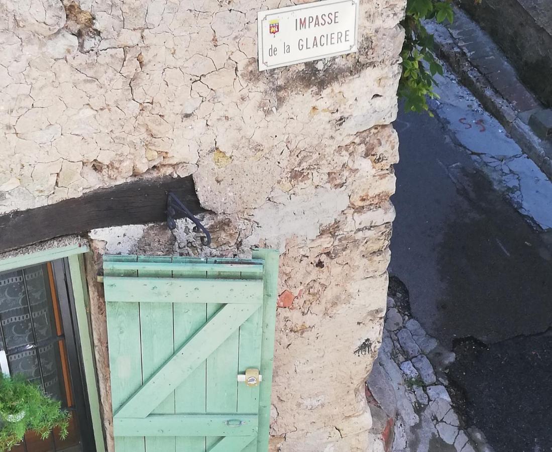 Joli Appartement Au Coeur Du Village Lorgues Eksteriør bilde